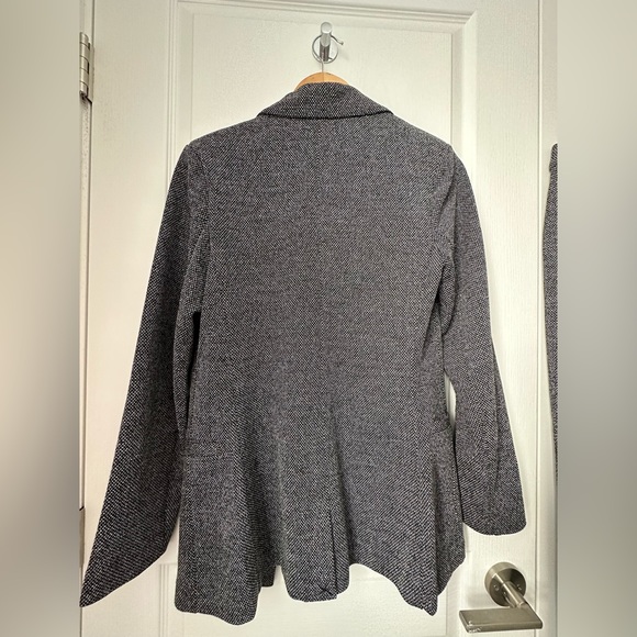 Suzy Shier blazer suit! - Picture 4 of 13